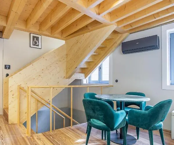 62 Design House Апартаменты *