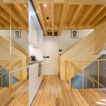 62 Design House *