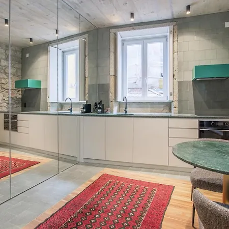 62 Design House Apartment