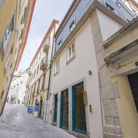 דירה 62 Design House *