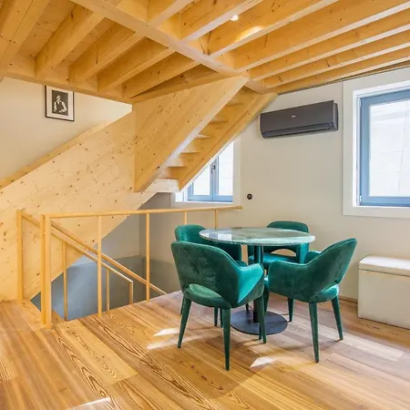 62 Design House Porto